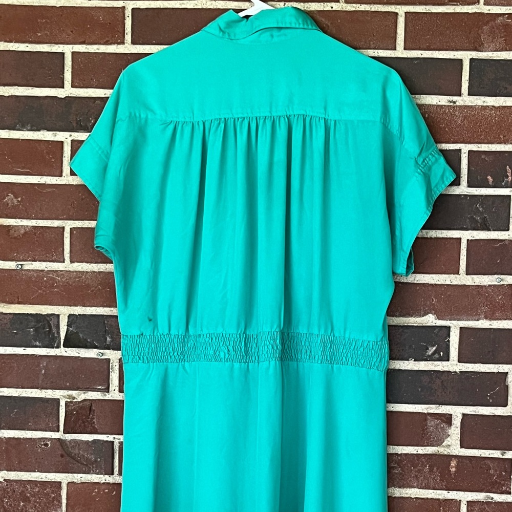 Vintage Joan Harper. Size 12 but a roomy 12